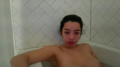 Snapshot of lucylitt25 chatting on 3, 7, 2026 lucylitt25 online show from 3, 7, 2026