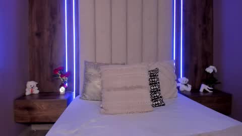 Lucy online show from 28, 3, 2026