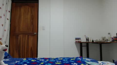I am Luciana Martin... Welcome in my room online show from 14, 4, 2026