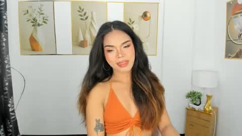 lucyvane online show from 21, 7, 2026