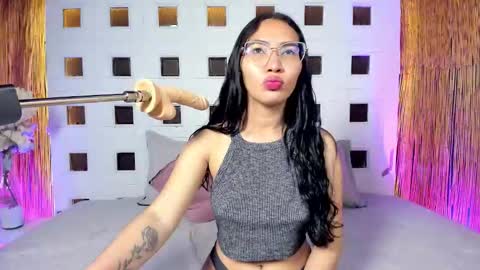 Snapshot of lucyy_liiu chatting on 5, 2, 2026 Lucy Liiu online show from 5, 2, 2026