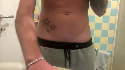 Snapshot of ludo8999814603 chatting on 25, 10, 2025 ludo8999814603 online show from 25, 10, 2025