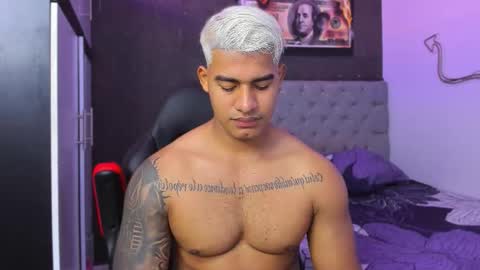 Luigi Independent model online show from 17, 1, 2026