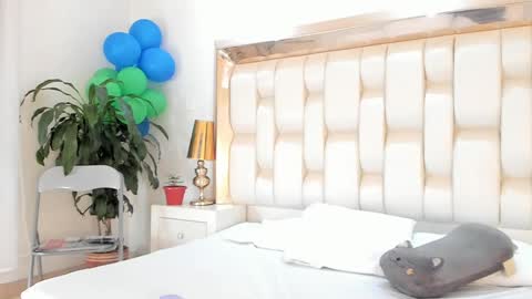 Snapshot of luisa_cameron chatting on 14, 1, 2025 online show from 14, 1, 2025