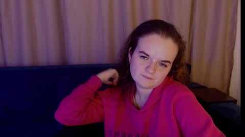 Snapshot of luisa_rosee chatting on 19, 2, 2025 Luisa Rosee online show from 19, 2, 2025