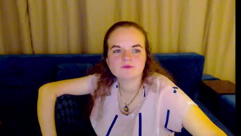 Snapshot of luisa_rosee chatting on 21, 2, 2025 Luisa Rosee online show from 21, 2, 2025