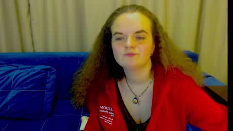 Snapshot of luisa_rosee chatting on 23, 2, 2025 Luisa Rosee online show from 23, 2, 2025