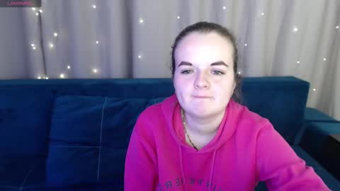 Snapshot of luisa_rosee chatting on 25, 2, 2025 Luisa Rosee online show from 25, 2, 2025
