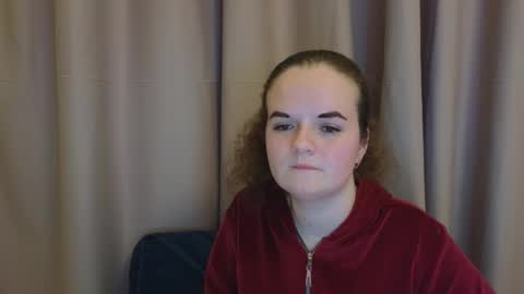 Snapshot of luisa_rosee chatting on 28, 2, 2025 Luisa Rosee online show from 28, 2, 2025