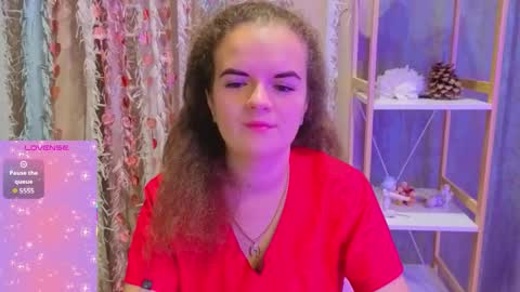 Snapshot of luisa_rosee chatting on 13, 10, 2025 Luisa Rosee online show from 13, 10, 2025