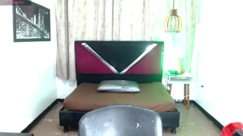 luisa_torres__ online show from 18, 4, 2026