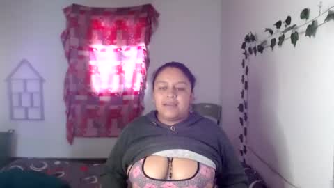 Snapshot of luisadirty_hot chatting on 5, 1, 2025 luisa online show from 5, 1, 2025