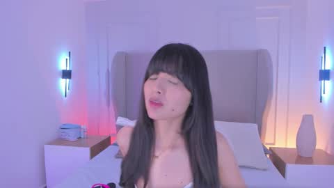 Snapshot of luisah_ chatting on 3, 11, 2025 L U I S A online show from 3, 11, 2025