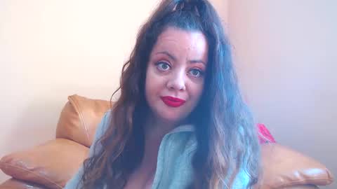 Snapshot of luisahornydoll chatting on 11, 5, 2026 Cassie online show from 11, 5, 2026