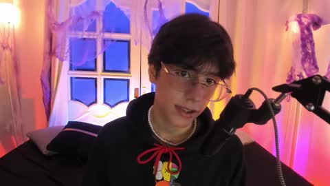 luixdust1 online show from 10, 10, 2025