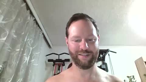 Snapshot of luke91_t chatting on 5, 7, 2026 luke91_t online show from 5, 7, 2026