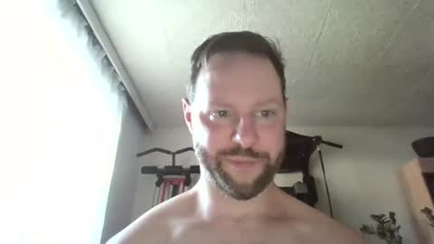 Snapshot of luke91_t chatting on 2, 8, 2026 luke91_t online show from 2, 8, 2026