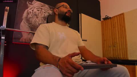 LUKE online show from 11, 11, 2025