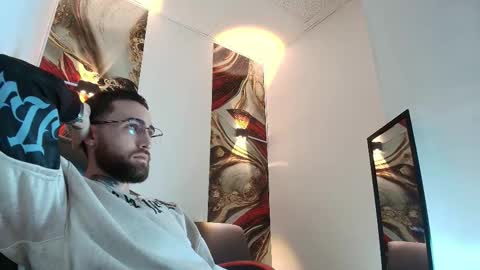 Snapshot of luke_davis01 chatting on 17, 1, 2026 LUKE online show from 17, 1, 2026