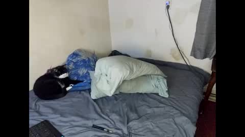 Lukeandali420 online show from 1, 2, 2025