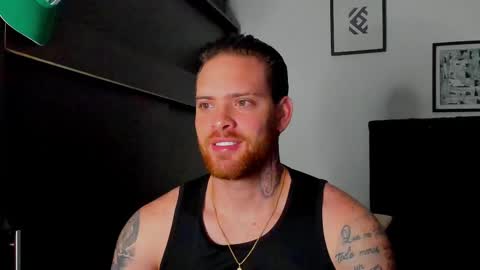 Snapshot of lukeglanton17 chatting on 27, 2, 2025 Luke online show from 27, 2, 2025