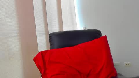 Snapshot of lukeglanton17 chatting on 21, 5, 2026 Luke online show from 21, 5, 2026