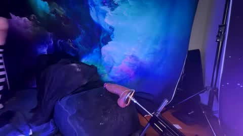 lukewilde online show from 24, 4, 2026