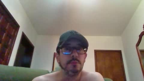 Snapshot of lukz88bigcock chatting on 28, 12, 2024 Luke online show from 28, 12, 2024