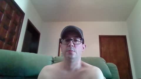 Snapshot of lukz88bigcock chatting on 18, 1, 2025 Luke online show from 18, 1, 2025