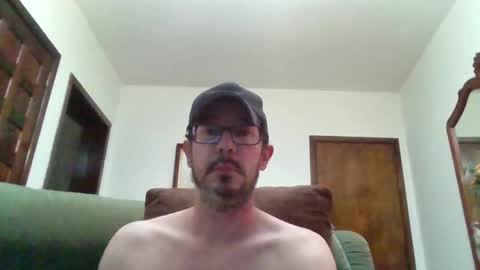 Snapshot of lukz88bigcock chatting on 18, 1, 2026 Luke online show from 18, 1, 2026