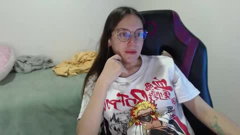 Vicky online show from 9, 12, 2024