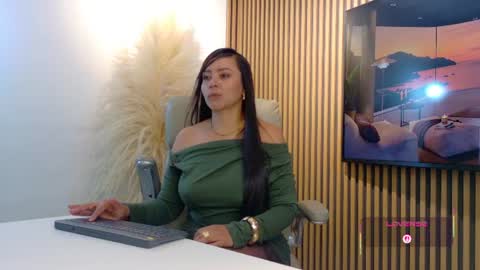 Snapshot of lulu_072 chatting on 7, 7, 2026 lulu online show from 7, 7, 2026