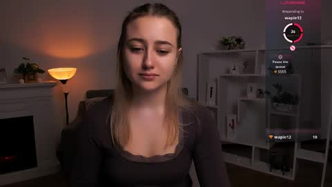 Lily online show from 31, 3, 2026