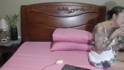 Snapshot of lulu_wild chatting on 2, 3, 2026 lulu_wild online show from 2, 3, 2026