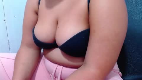 Snapshot of lulu_xxx_pervert chatting on 7, 2, 2025 Lulu online show from 7, 2, 2025