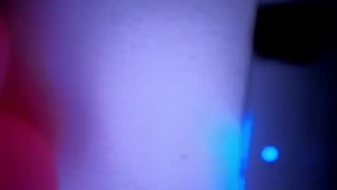 Snapshot of luly_blue chatting on 12, 7, 2026 Luly online show from 12, 7, 2026
