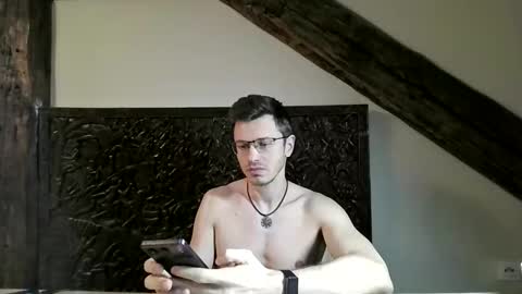 Andrew independent model 2000-0000 CET daily online show from 17, 4, 2026