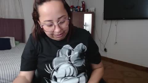 Snapshot of lumi_84 chatting on 3, 2, 2025 LUMI online show from 3, 2, 2025