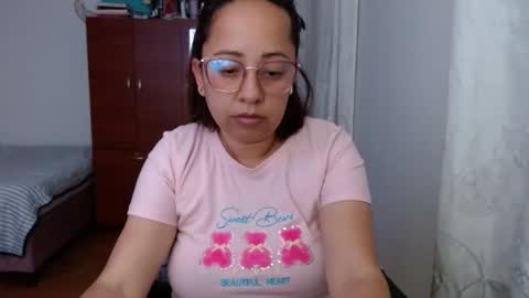 Snapshot of lumi_84 chatting on 10, 2, 2025 LUMI online show from 10, 2, 2025