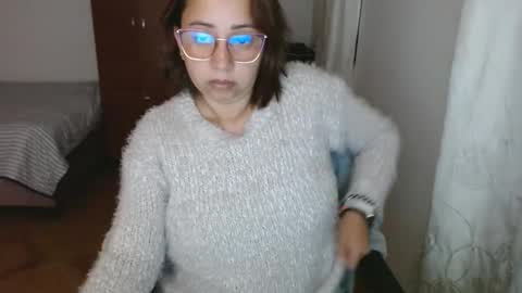 Snapshot of lumi_84 chatting on 14, 2, 2025 LUMI online show from 14, 2, 2025