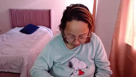 Snapshot of lumi_84 chatting on 21, 9, 2025 LUMI online show from 21, 9, 2025