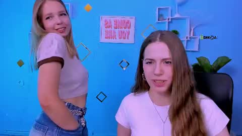 Snapshot of lumi_soft chatting on 18, 6, 2026 Sweet Lumi online show from 18, 6, 2026