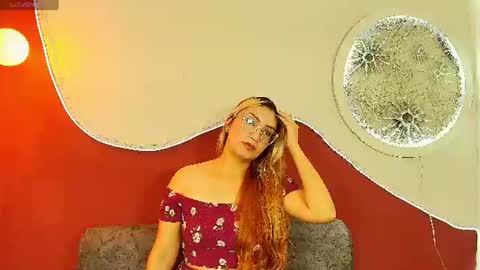 Snapshot of luna__velvet chatting on 11, 6, 2026 luna__velvet online show from 11, 6, 2026