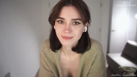 Snapshot of luna_ai chatting on 24, 1, 2025 Just call me Lu online show from 24, 1, 2025