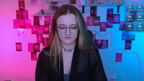 luna_berryy online show from 5, 6, 2026