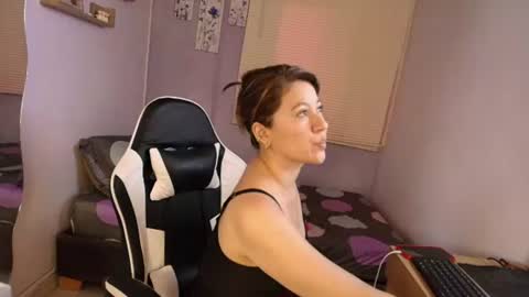 Snapshot of luna_desiree chatting on 16, 6, 2026 luna_desiree online show from 16, 6, 2026
