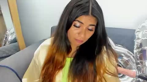 Snapshot of luna_dumont chatting on 27, 1, 2025 luna online show from 27, 1, 2025