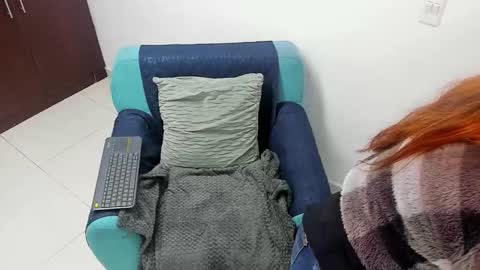 Snapshot of luna_dumont chatting on 31, 1, 2025 luna online show from 31, 1, 2025