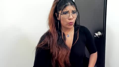 Snapshot of luna_dumont chatting on 4, 2, 2025 luna online show from 4, 2, 2025