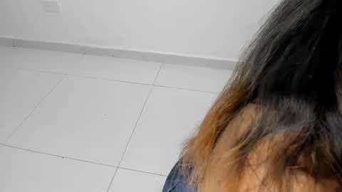 Snapshot of luna_dumont chatting on 7, 3, 2025 luna online show from 7, 3, 2025